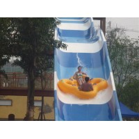 水上滑梯制造商｜家庭宽滑梯|广州懋能水上乐园设备